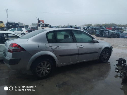  RENAULT MEGANE II CLASSIC BERLINA 
