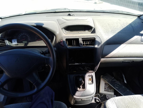  MITSUBISHI SPACE WAGON (N80/N90) 