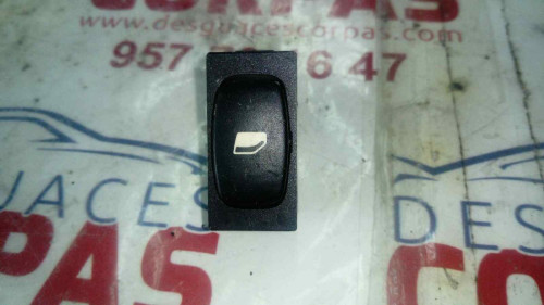  MANDO ELEVALUNAS TRASERO DERECHO Peugeot 307 (S1)(04.2001) 