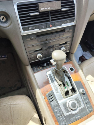 CENICERO AUDI Q7 (4L) 