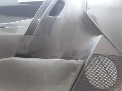 GUARNECIDO PUERTA DELANTERA IZQUIERDA Toyota AURIS (E18) 