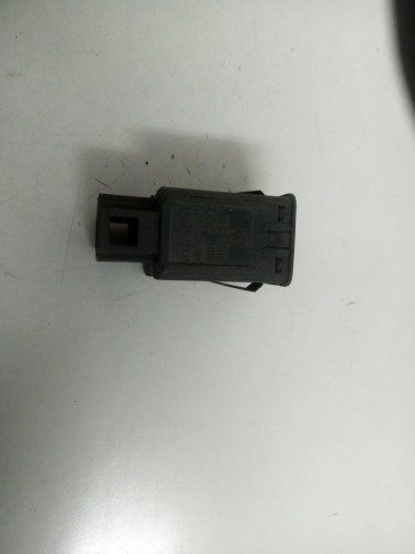  NO IDENTIFICADO SEAT ALHAMBRA (7V9) 