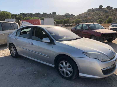RENAULT LAGUNA III BERLINA