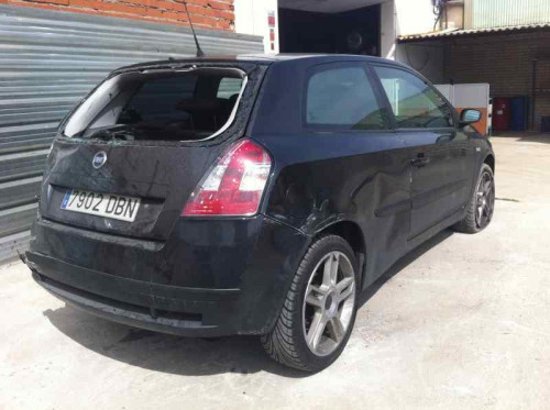 FIAT STILO (192) — автомобиль-донор на запчасти 