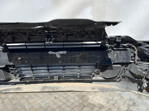 PARAGOLPES DELANTERO 