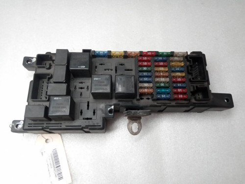  CAJA RELES / FUSIBLES VOLVO XC70 