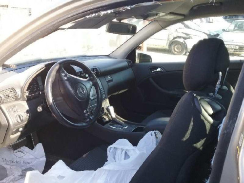 MERCEDES-BENZ CLASE C (BM 203) SPORTCOUPE 