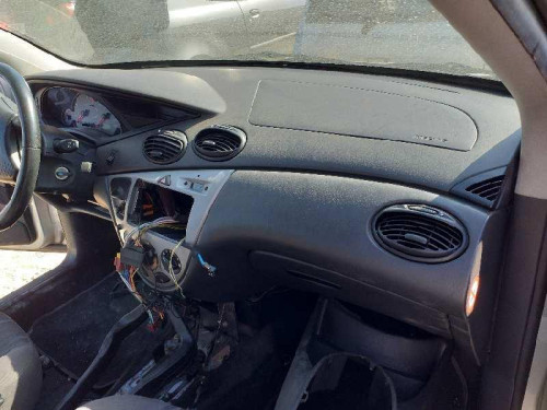  FORD FOCUS BERLINA (CAK) 