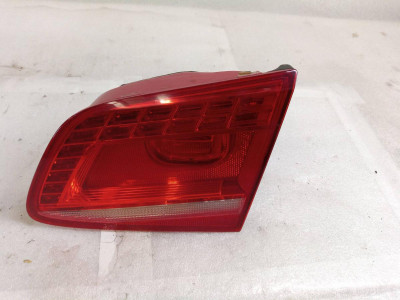 PILOTO TRASERO DERECHO INTERIOR, VOLKSWAGEN, PASSAT BERLINA (362)