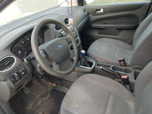 Ford Focus Berlina (CAP)(08.2004->) — автомобиль-донор на запчасти 