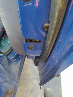 CERRADURA PUERTA DELANTERA DERECHA