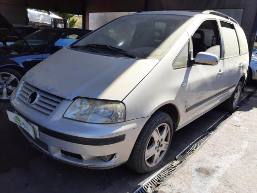 VOLKSWAGEN SHARAN (7M6/7M9) — vehículo donante para recambios 