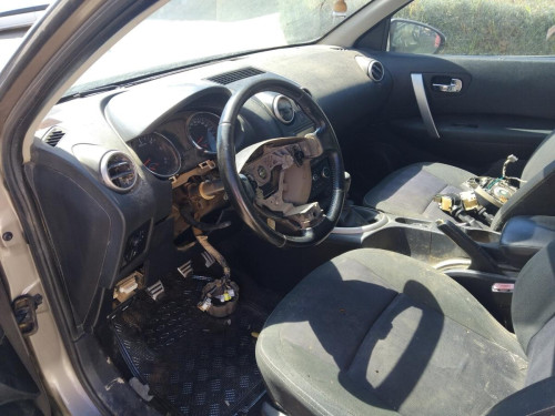 Nissan Qashqai (J10)(01.2007->) — vehículo donante para recambios 