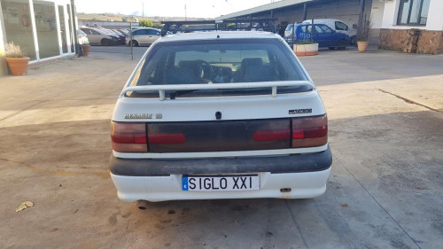  Renault Clio II Fase II (B/CB0)(2001->) Renault-Sport 