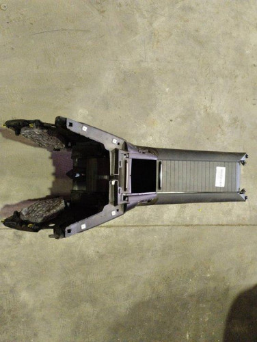  APOYABRAZOS CENTRAL PEUGEOT RIFTER 