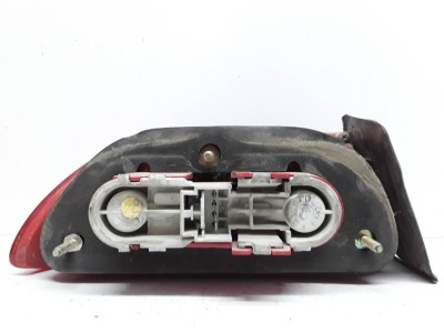 PILOTO TRASERO DERECHO, Alfa Romeo, 156 (116)
