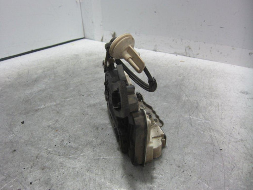 CERRADURA PUERTA DELANTERA DERECHA Volkswagen GOLF VI (5K1)(10.2008) 