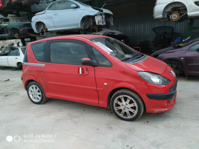PEUGEOT 1007