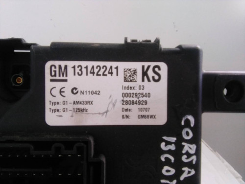  CAJA RELES / FUSIBLES OPEL CORSA D 