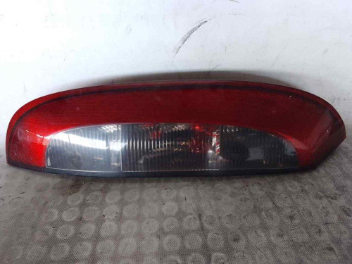 PILOTO TRASERO IZQUIERDO OPEL CORSA C 