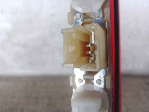 LUZ CENTRAL DE FRENO PEUGEOT 207 