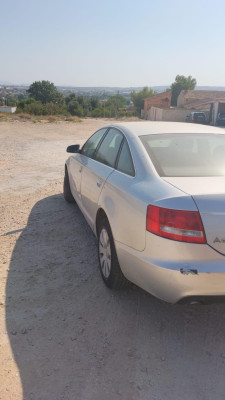AUDI A6 BERLINA (4F2)