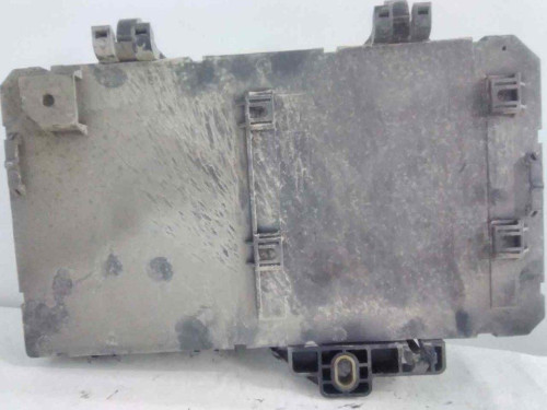 CAJA RELES / FUSIBLES OPEL ASTRA H CARAVAN 