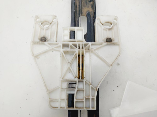 ELEVALUNAS TRASERO DERECHO Seat LEON (5F1) 