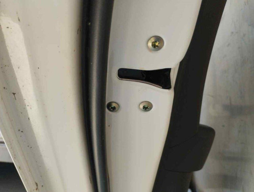 CERRADURA PUERTA TRASERA IZQUIERDA Hyundai I20 (GB) 