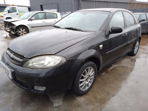 CHEVROLET LACETTI — vehículo donante para recambios 