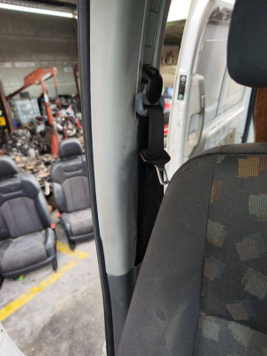 CINTURON SEGURIDAD DELANTERO DERECHO