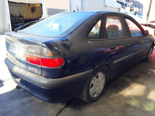  RENAULT LAGUNA (B56) 