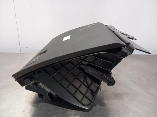  GUANTERA, VOLKSWAGEN, PASSAT VARIANT (3C5) 