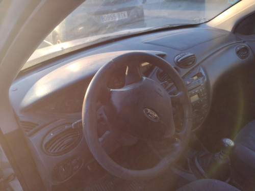  FORD FOCUS BERLINA (CAK) 