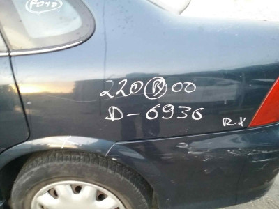 OPEL VECTRA B BERLINA