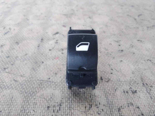 MANDO ELEVALUNAS DELANTERO DERECHO Peugeot 3008 