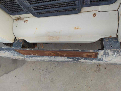 PARAGOLPES DELANTERO, LAND ROVER