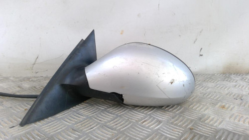 RETROVISOR IZQUIERDO 