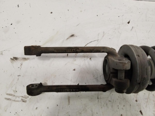 AMORTIGUADOR DELANTERO DERECHO Jeep CHEROKEE (KJ) 