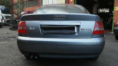 AUDI A4 BERLINA (B5)