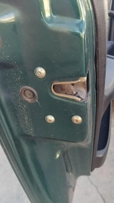 CERRADURA PUERTA DELANTERA IZQUIERDA Seat Cordoba Berlina (6K2)(11.1993->)