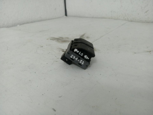 MANDO ELEVALUNAS DELANTERO IZQUIERDO VOLKSWAGEN POLO IV (9N1) 
