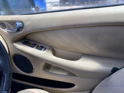 JAGUAR X-TYPE