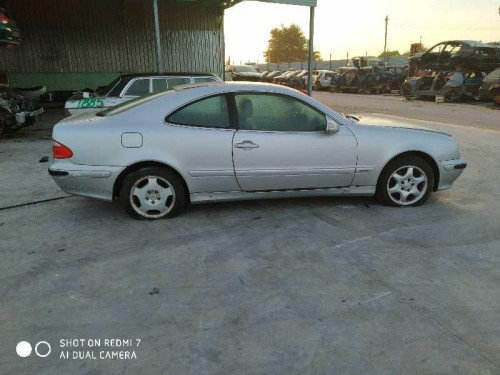  MERCEDES-BENZ CLK (BM 208) COUPE 