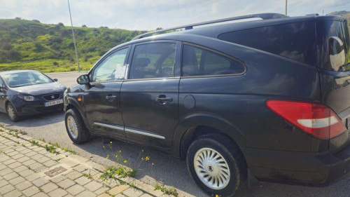 SSANGYONG RODIUS — автомобиль-донор на запчасти 