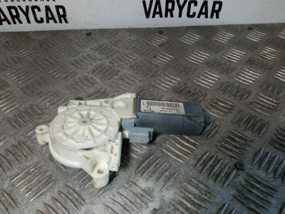 MOTOR ELEVALUNAS DELANTERO DERECHO
