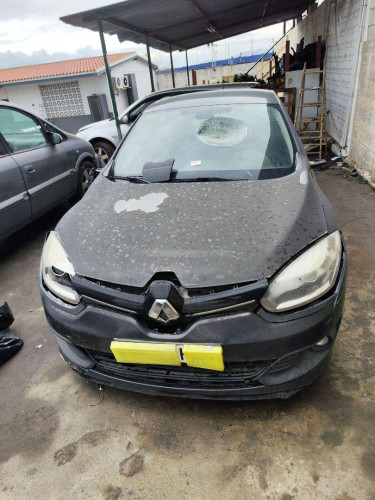 RENAULT MEGANE III BERLINA 5P — автомобиль-донор на запчасти 