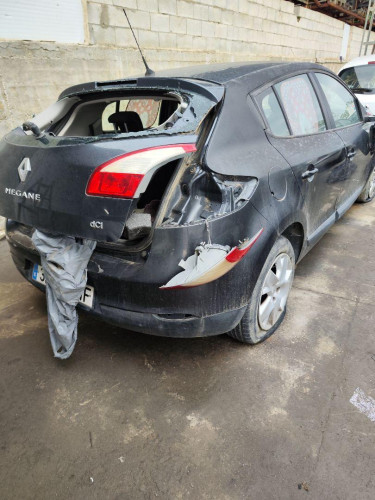 RENAULT MEGANE III BERLINA 5P — автомобиль-донор на запчасти 