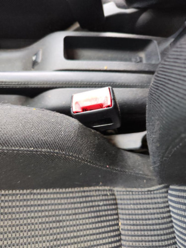 ENGANCHE CINTURON DELANTERO IZQUIERDO, VOLKSWAGEN, GOLF IV BERLINA (1J1)(10.1997)