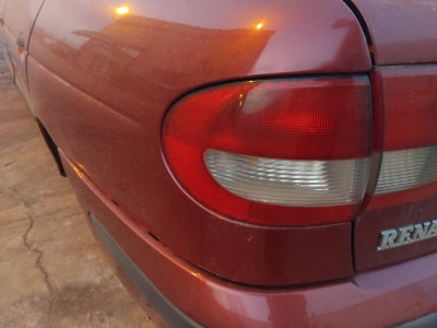PILOTO TRASERO IZQUIERDO Renault Megane I Fase 2 Classic (LA...)(1997->)